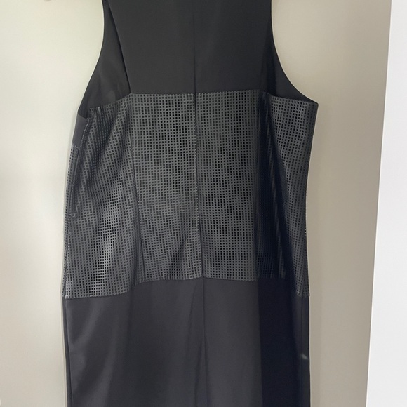 Banana Republic dress - Picture 2 of 3